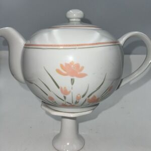 Porcelain Tea Pot - Peach Floral - by Corning‎ Excellent